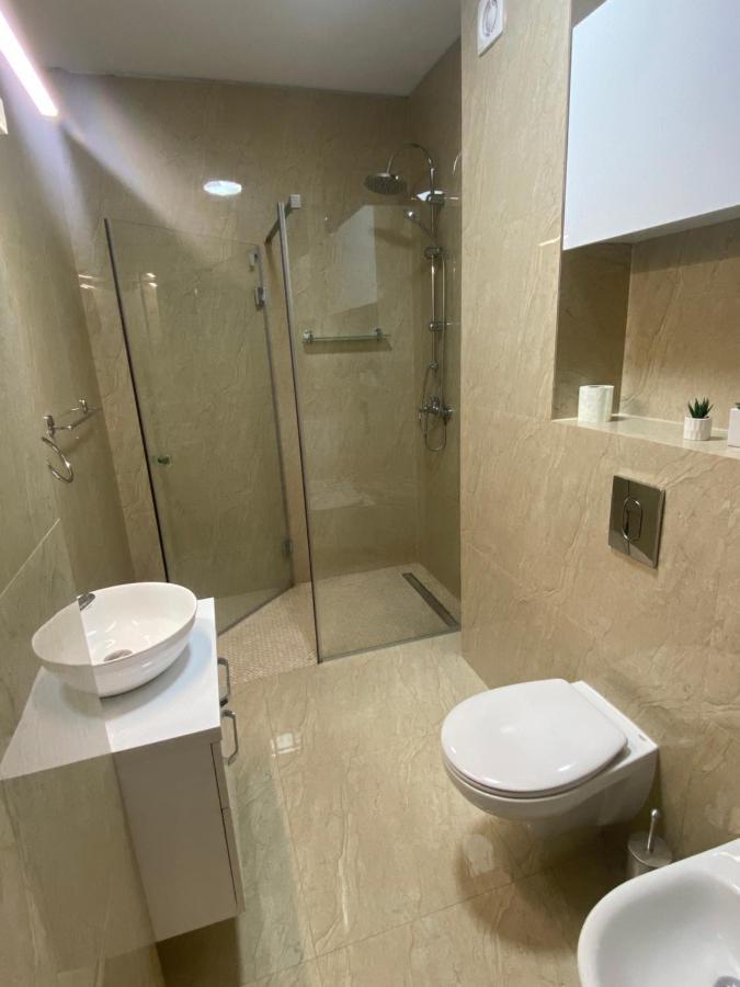 Good Vibes Apartment Oradea Eksteriør bilde